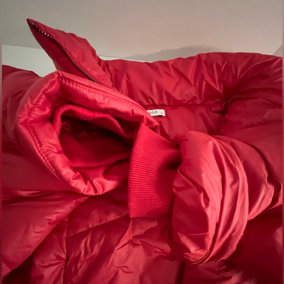 De Base Montana Crop Puffer Long Sleeve Jacket sz M color Coral Red - Picture 11 of 12